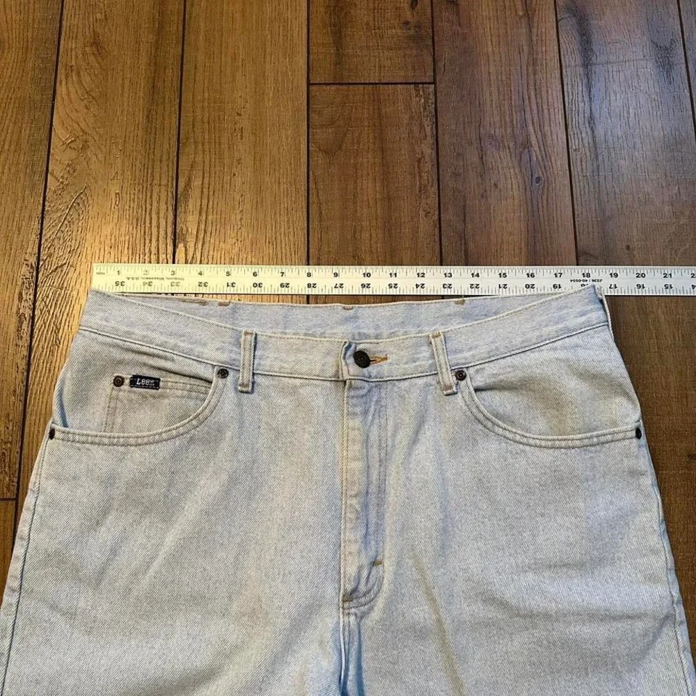 Vintage Lee Denim Jean Shorts Men's Size 38 Made‎ In USA Light Wash Jorts